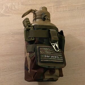 Camouflage Water Bottle with Pockets